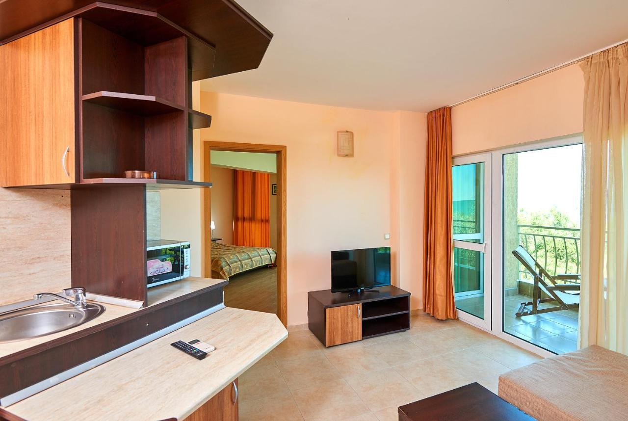 Guest House California Pomorie Exterior photo